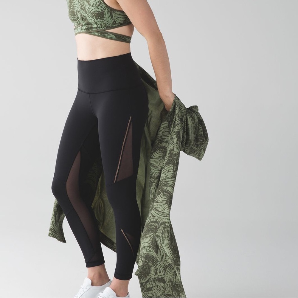 Lululemon Wanderlust Highest Times Mesh Pant